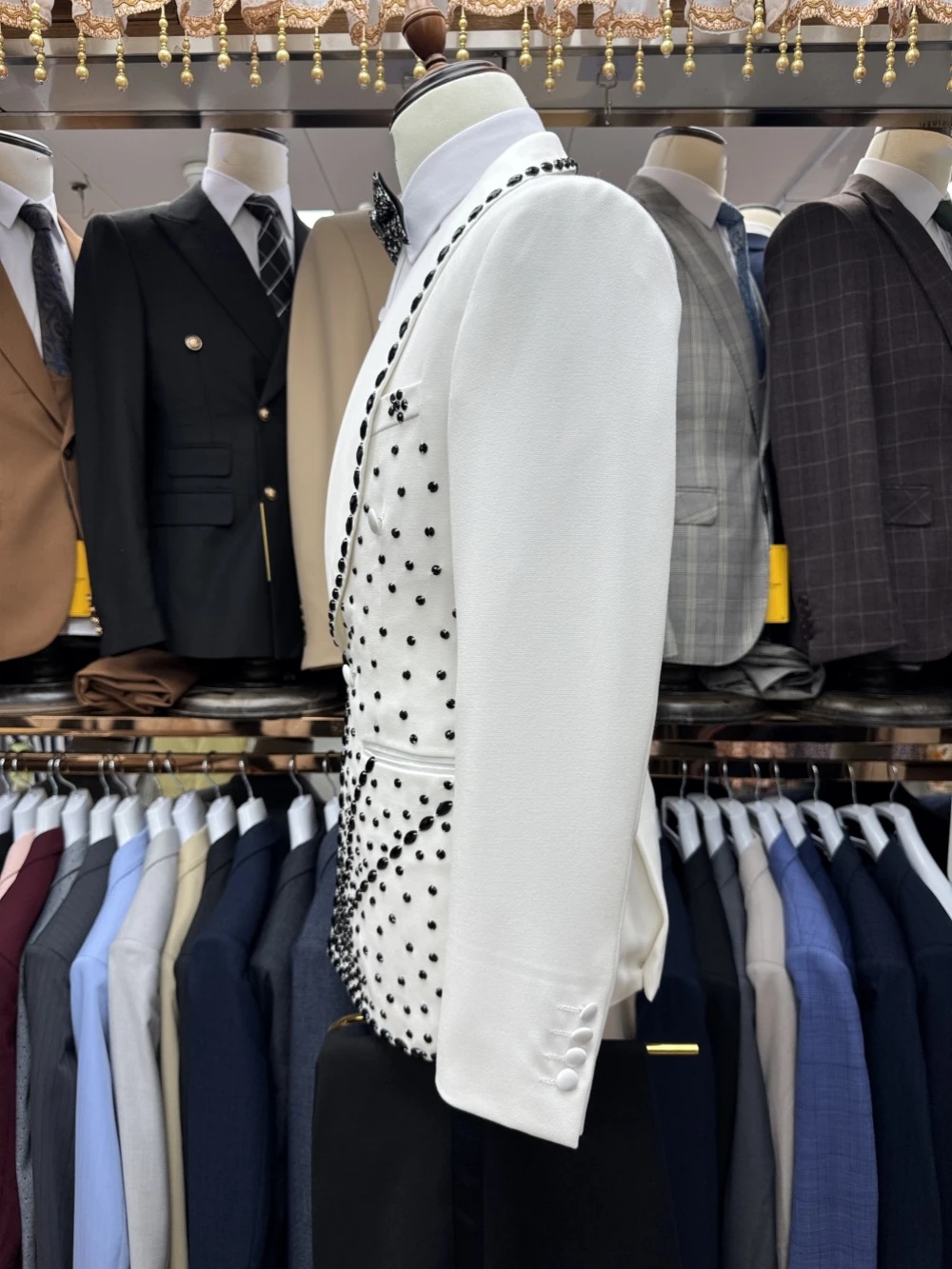 Setelan Jas Pria Putih 2 Poton - Formal Wear For Men Black Suit ulasan dan harga